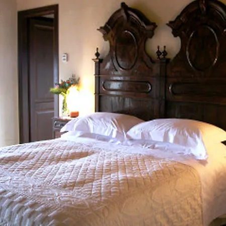 مزرعة للإقامة Monastero Di San Biagio *