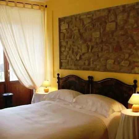 مزرعة للإقامة Monastero Di San Biagio *