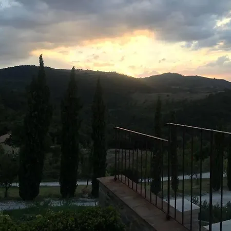 Monastero Di San Biagio مزرعة للإقامة